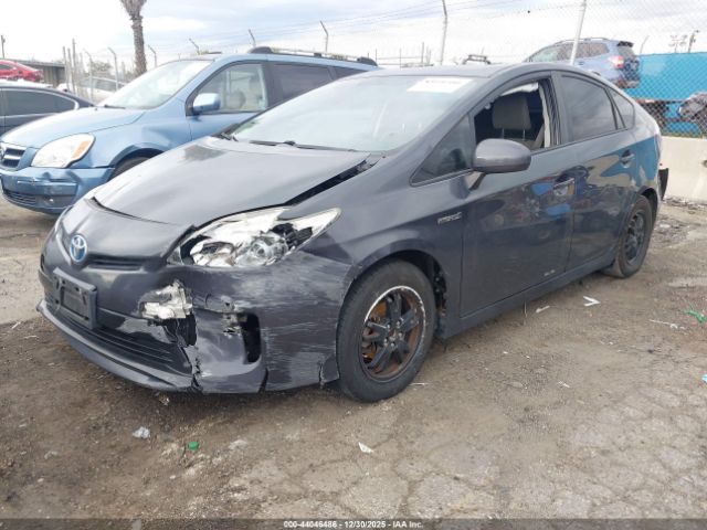 Toyota Prius Three Image 16