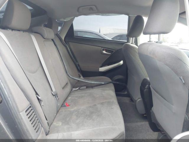 Toyota Prius Three Image 5