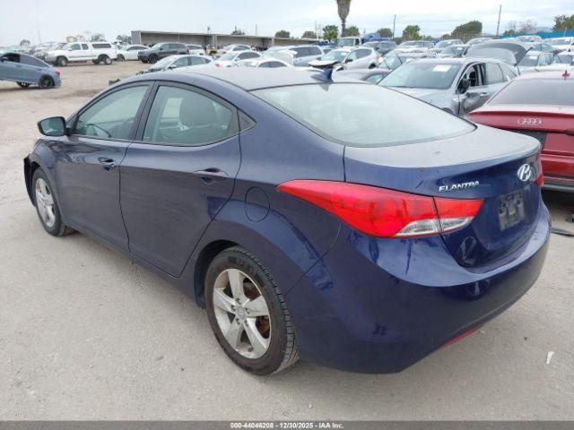 Hyundai ELANTRA Gls Image 2