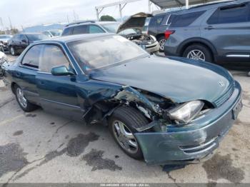  Salvage Lexus Es