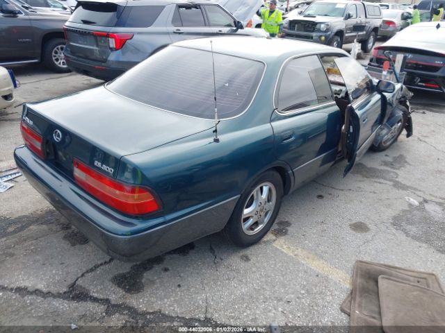 Lexus Es 300 Image 12