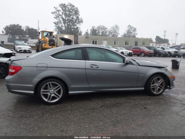 Mercedes-Benz C-Class Sport Image 16