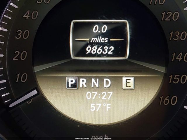 Mercedes-Benz C-Class Sport Image 14