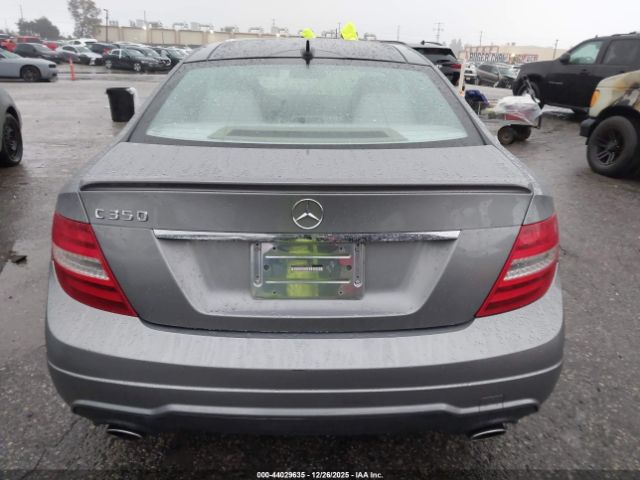 Mercedes-Benz C-Class Sport Image 15