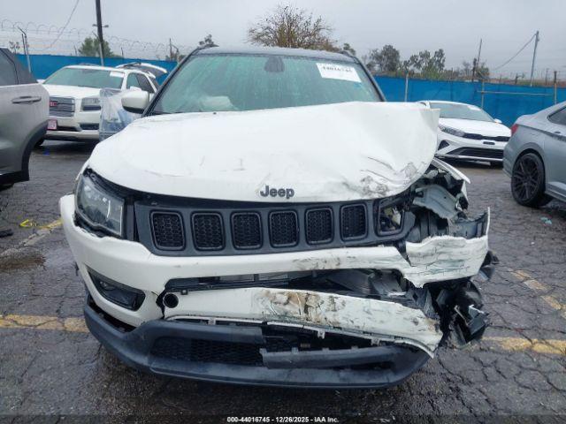 Jeep Compass Altitude Fwd Image 10