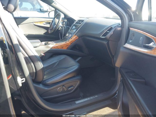 Lincoln MKX Select Image 3