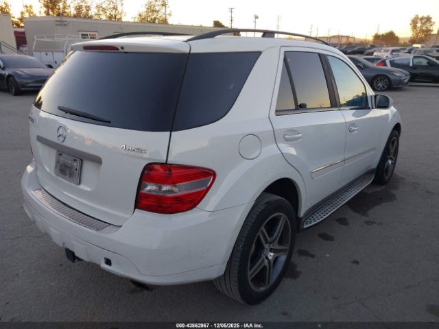 Mercedes-Benz M-Class 4matic Image 10