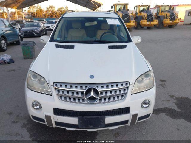 Mercedes-Benz M-Class 4matic Image 6