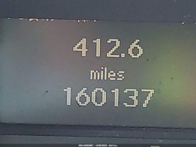 Mercedes-Benz M-Class 4matic Image 4