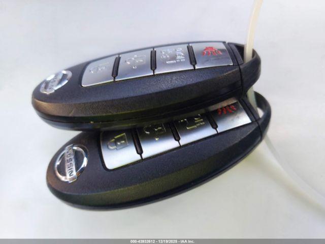 Nissan LEAF Sv Image 4