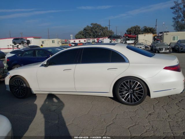 Mercedes-Benz S-Class 4matic Image 12