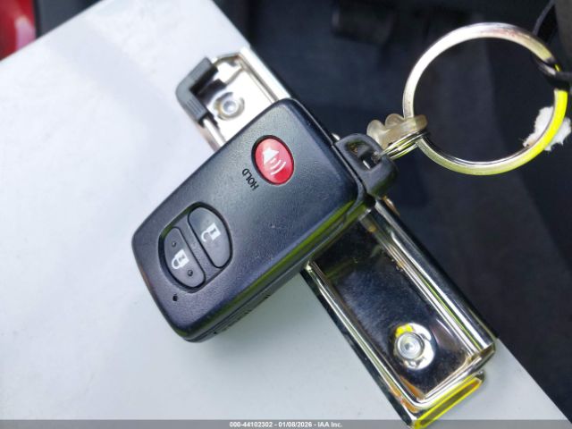 Toyota Prius Ii Image 9