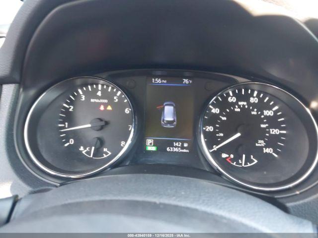 Nissan Rogue Sv Image 13