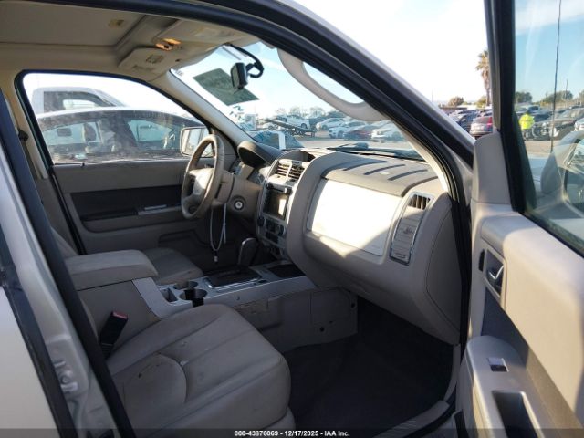 Mercury Mariner Premier V6 Image 4