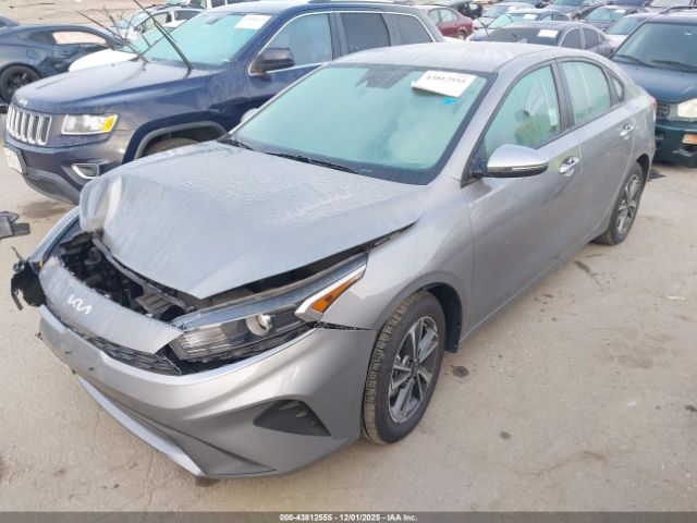 Kia Forte Lxs Image 5