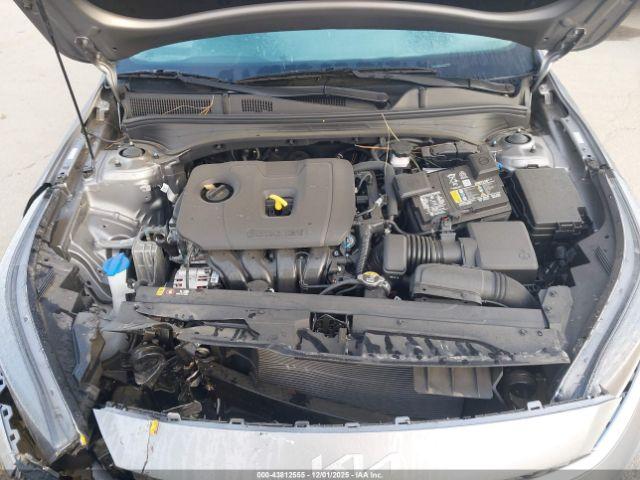 Kia Forte Lxs Image 17