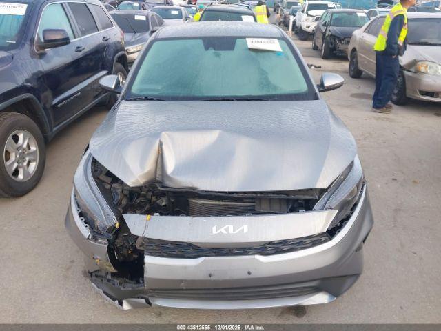 Kia Forte Lxs Image 11