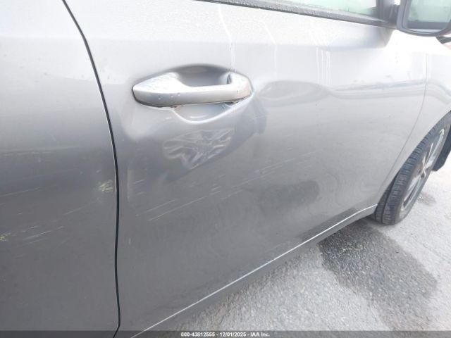Kia Forte Lxs Image 14