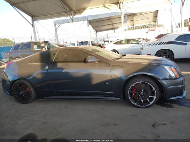 Cadillac CTS-V Image 13