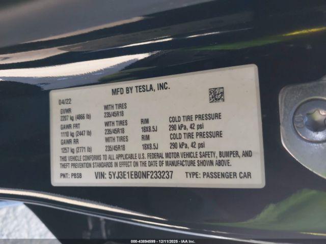 Tesla Model 3 Long Range Dual Motor All-wheel Drive Image 8