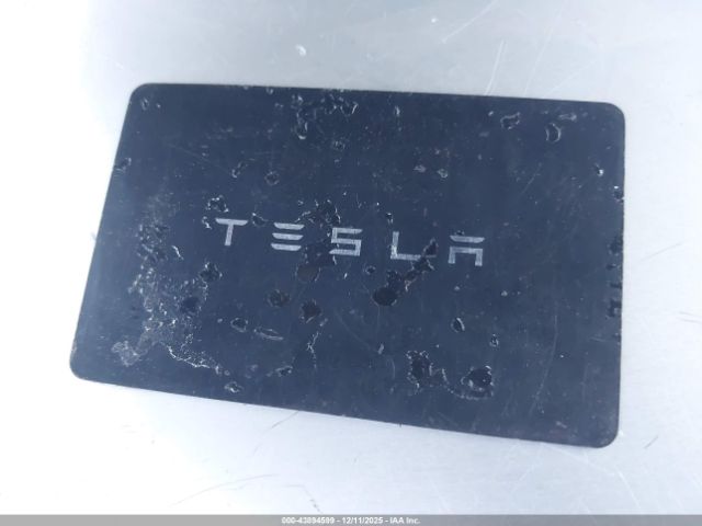 Tesla Model 3 Long Range Dual Motor All-wheel Drive Image 10