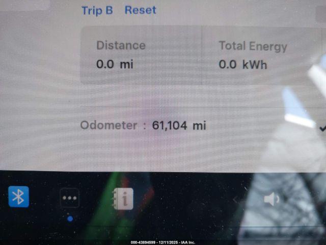 Tesla Model 3 Long Range Dual Motor All-wheel Drive Image 18