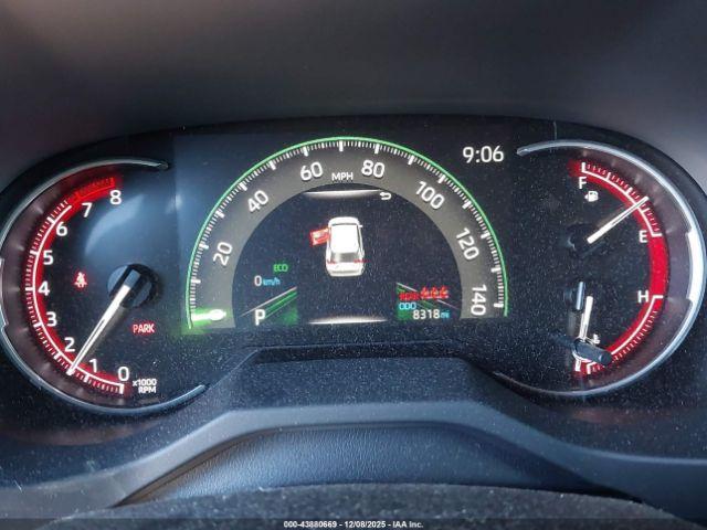 Toyota RAV4 Xle Premium Image 10