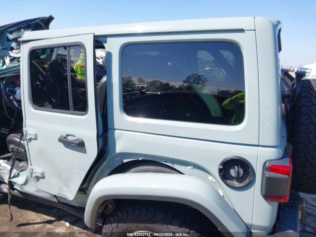 Jeep Wrangler 4-door Rubicon 4x4 Image 17
