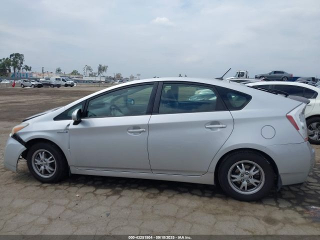 Toyota Prius Ii Image 11
