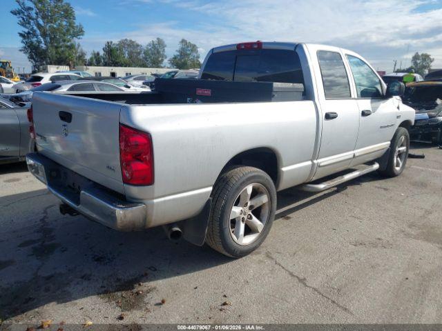 Dodge Ram 1500 Slt Image 3