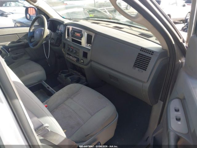 Dodge Ram 1500 Slt Image 4