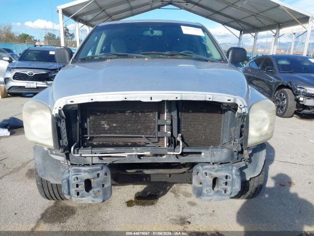 Dodge Ram 1500 Slt Image 5