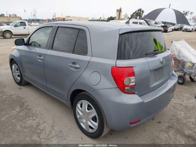 Scion xD Image 16