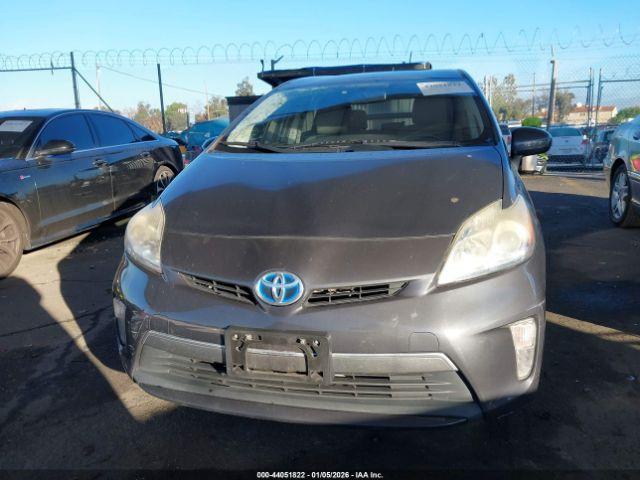 Toyota Prius Image 6