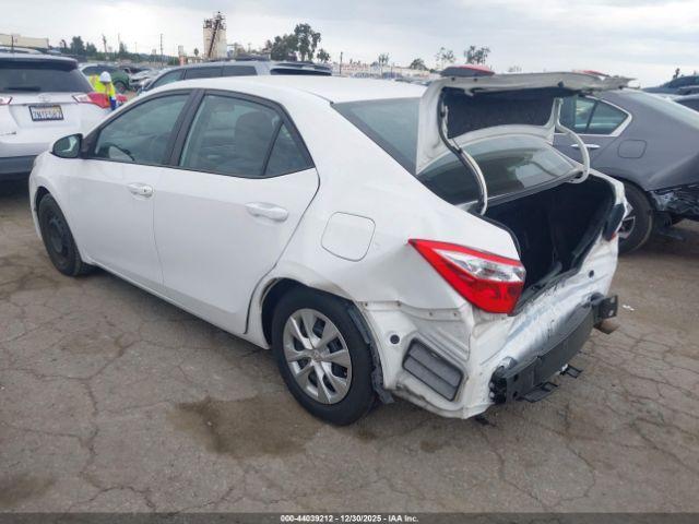 Toyota Corolla L Image 5