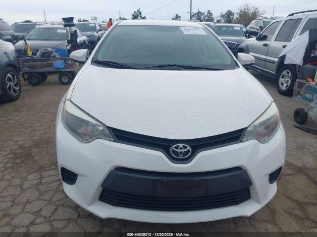 Toyota Corolla L Image 11