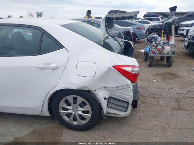 Toyota Corolla L Image 13