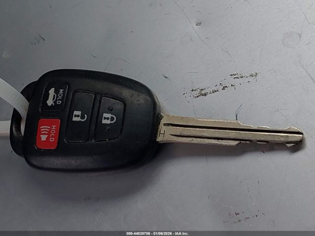 Toyota Corolla Le Plus Image 13