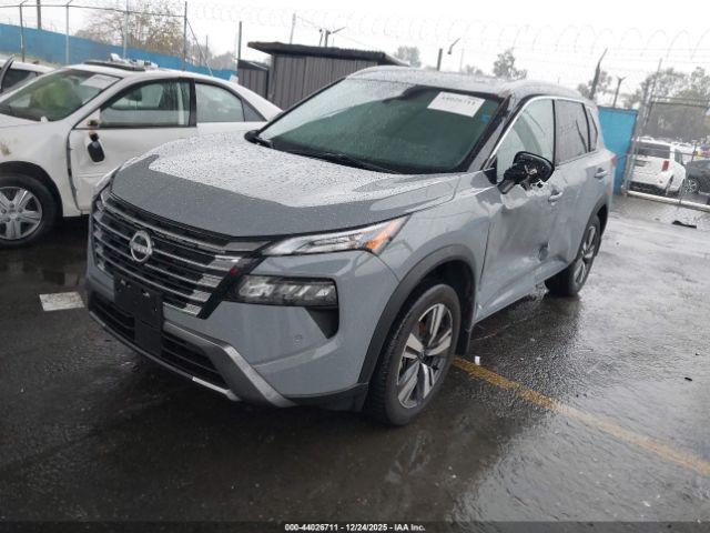 Nissan Rogue Sl Fwd Image 2