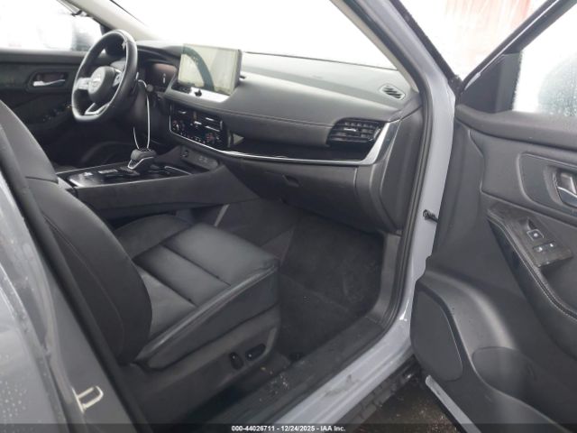 Nissan Rogue Sl Fwd Image 8