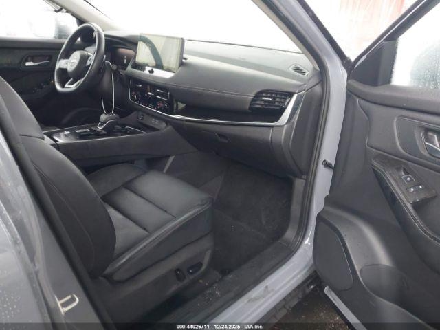 Nissan Rogue Sl Fwd Image 8