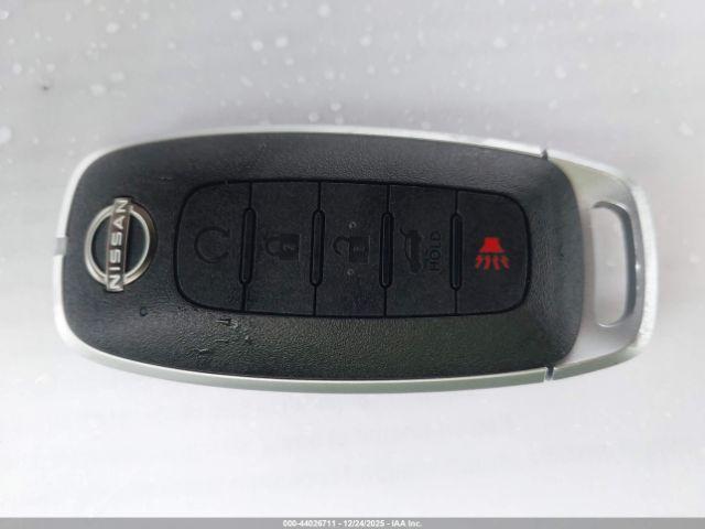 Nissan Rogue Sl Fwd Image 16