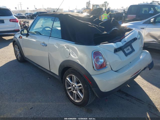 MINI Convertible Cooper Image 15
