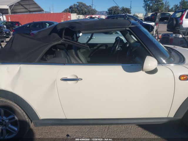 MINI Convertible Cooper Image 9