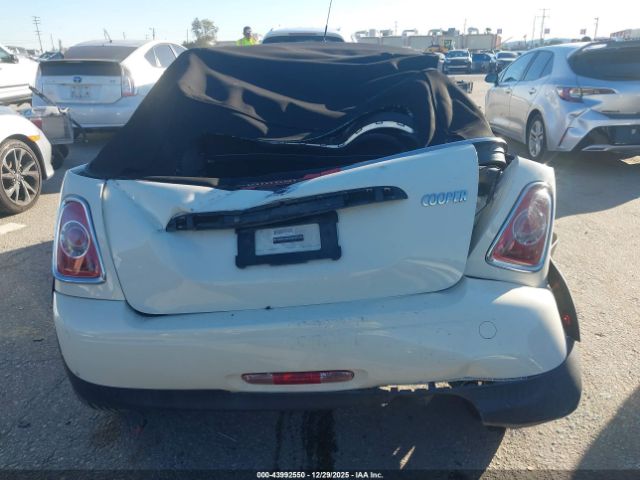 MINI Convertible Cooper Image 11