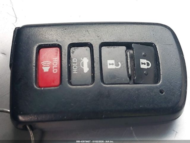 Toyota Camry Xle Image 6