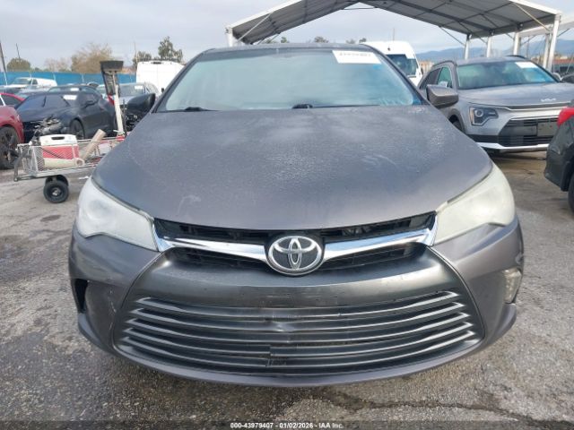 Toyota Camry Xle Image 11
