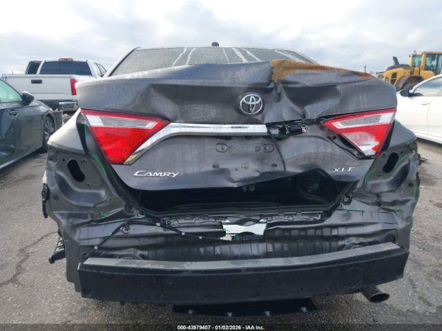 Toyota Camry Xle Image 14