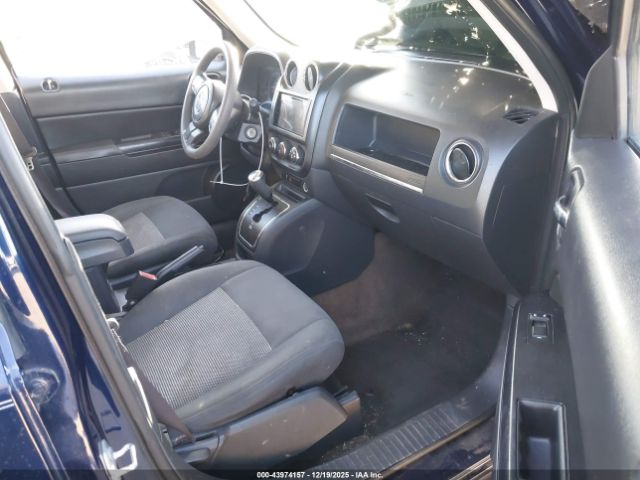 Jeep Patriot Sport Image 12