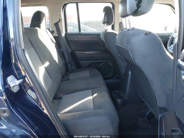 Jeep Patriot Sport Image 9